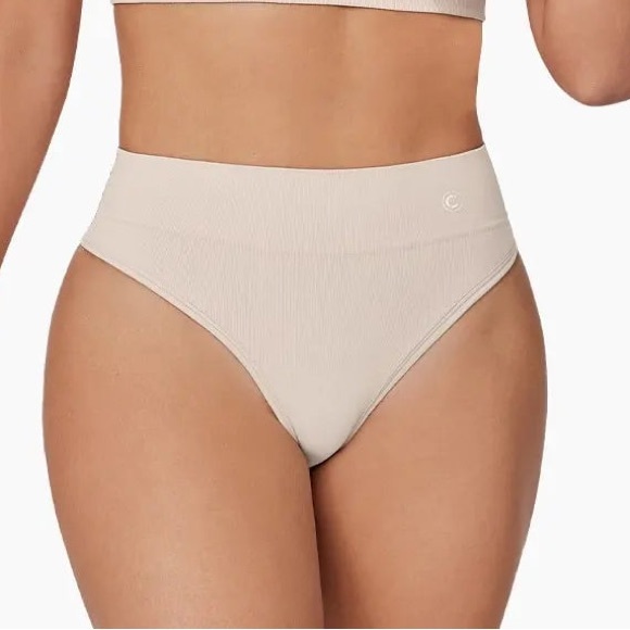 CURVEEZ Pure Shape Thong - Blossom Nude - Picture 2 of 9